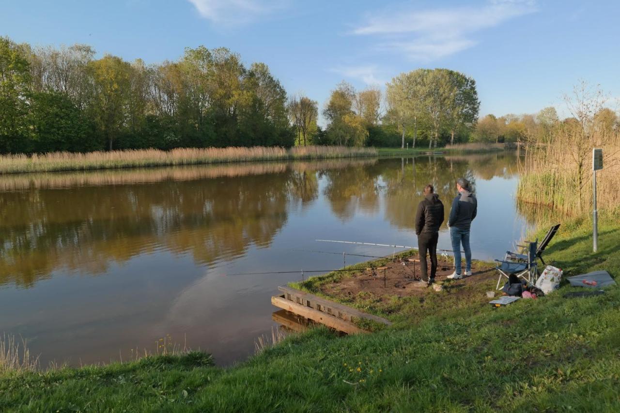 Slaap Lekker Apartamento Dokkum Exterior foto