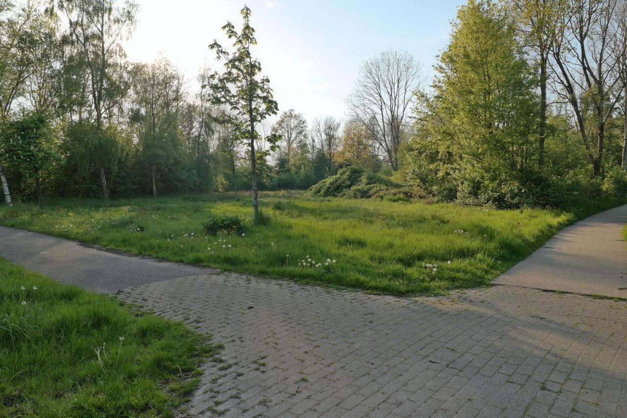 Slaap Lekker Apartamento Dokkum Exterior foto